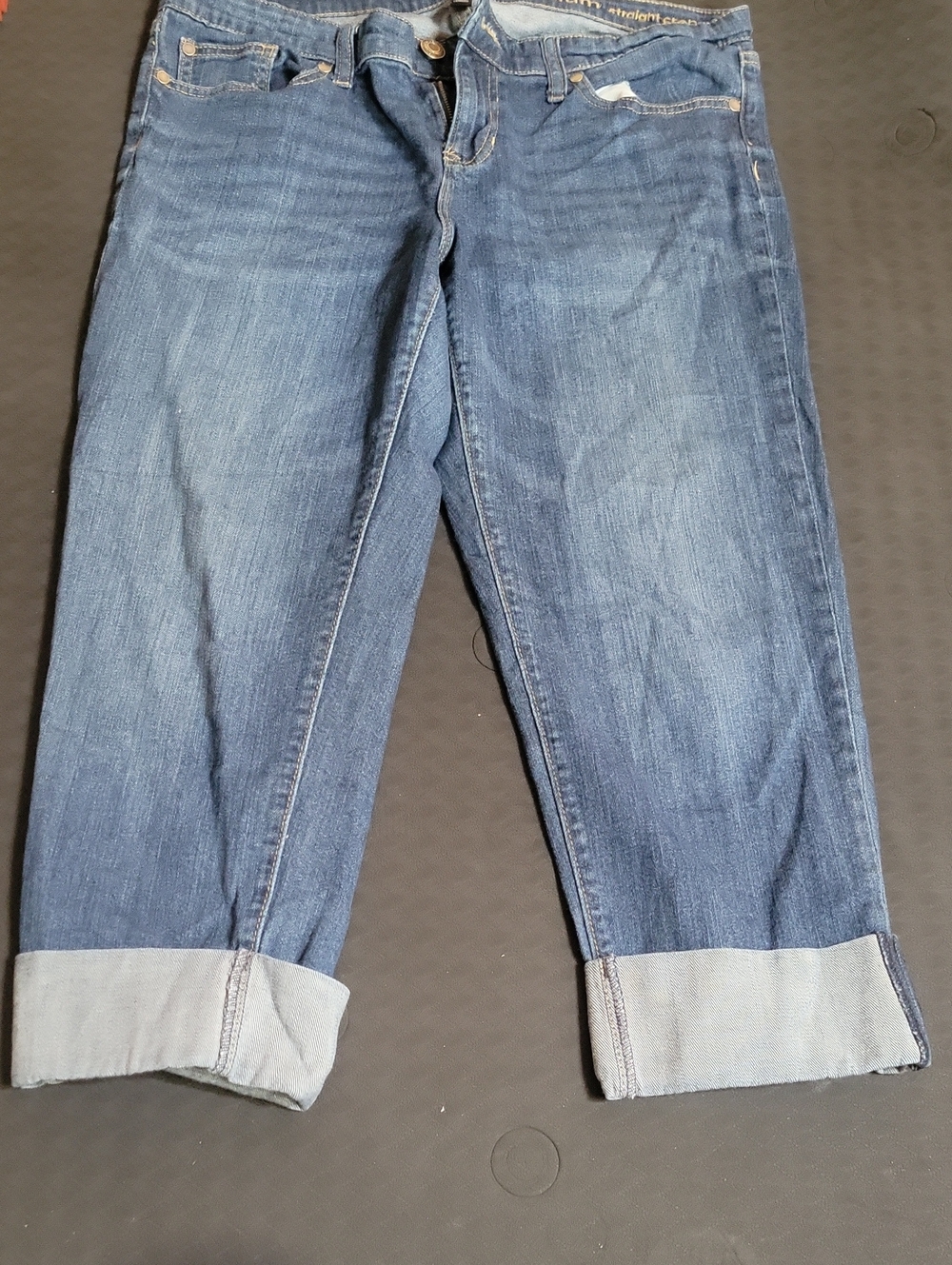 Gap Classic Rolled Cuff Midwash Denim Jeans Capri